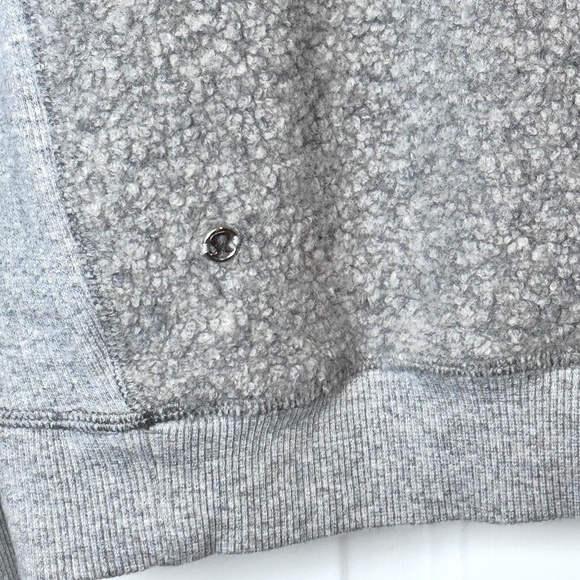 Lululemon Stand Out Sherpa 1/2 Zip Heathered Gray. Size 6 EUC - Picture 8 of 8
